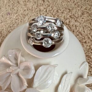 💗Host pick🌈CZ ring size 6 with 4 rows - 8 stones
